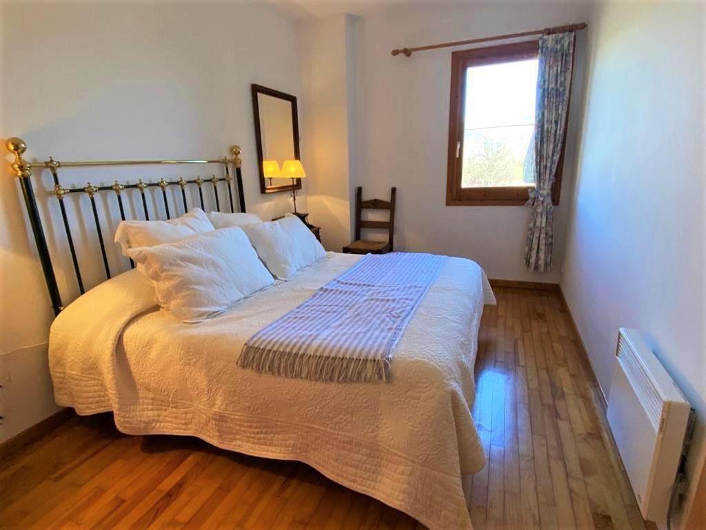 Amplio Apartamento En Puigcerda Bagian luar foto