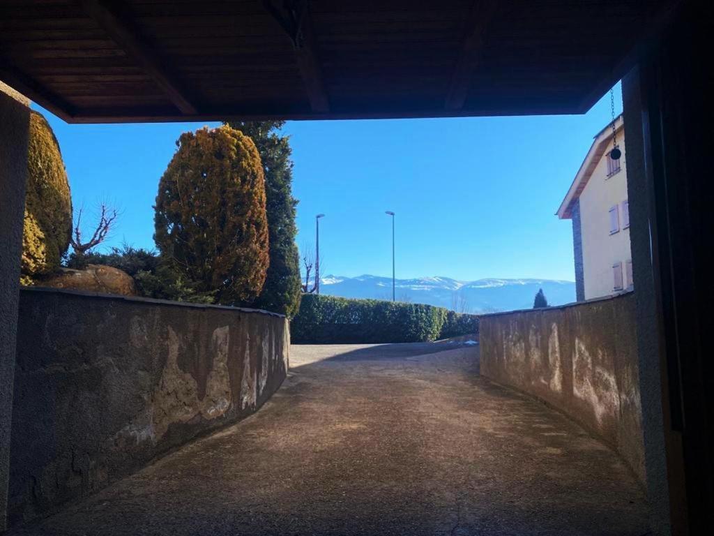 Amplio Apartamento En Puigcerda Bagian luar foto